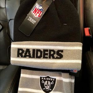 NFL RAIDERS BEANIE & SCARF SET